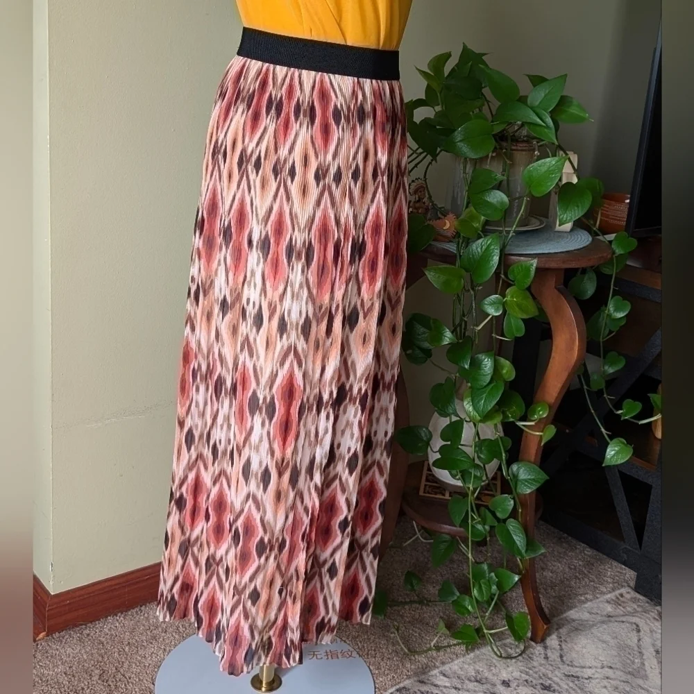 Maxi Skirt - Picture 7 of 10